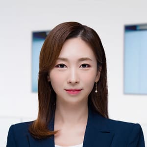 Claire (Mi-Jin) Kim